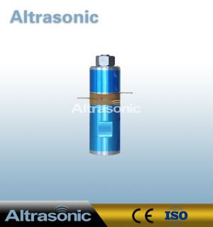 28K 400 W: n suuritehoinen ultraäänihitsausmuunnin